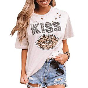 Kiss Leopard Lips Retro Graphic T-Shirt